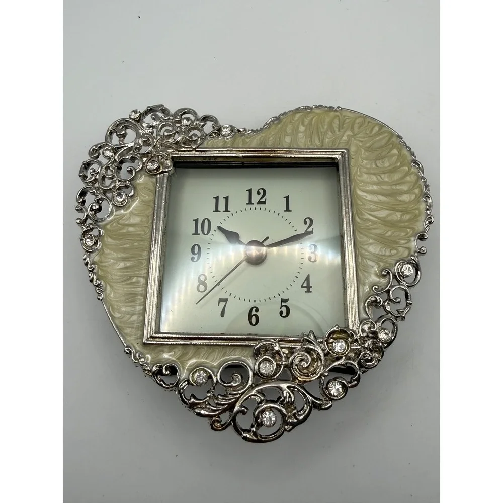Vintage Style Heart Shaped Desk Clock Silver Filigree Rhinestone Cream‎ Enamel